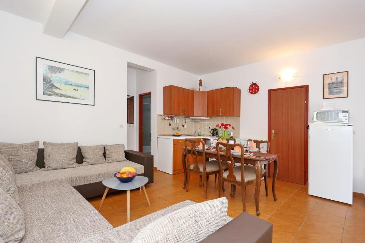 זאטון Villa Ivo מראה חיצוני תמונה
