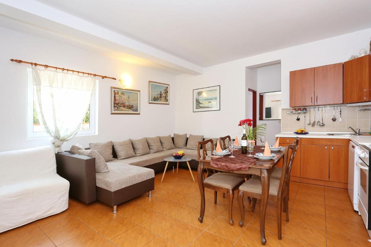 זאטון Villa Ivo מראה חיצוני תמונה